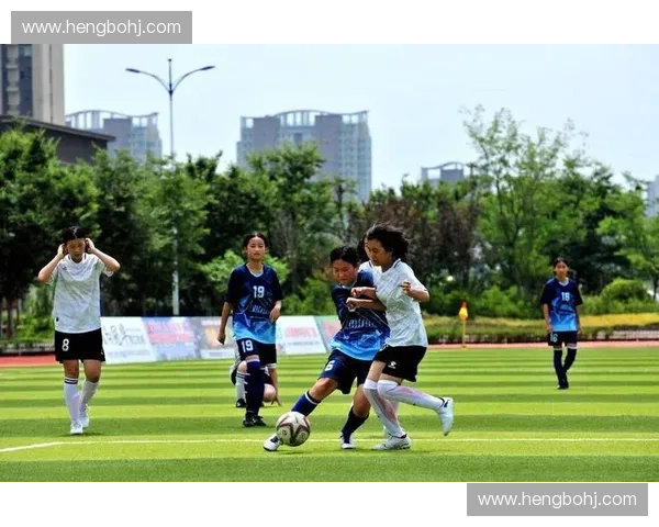 以潍坊足球联赛为引擎推动城市体育文化高质量发展新篇章实践探索